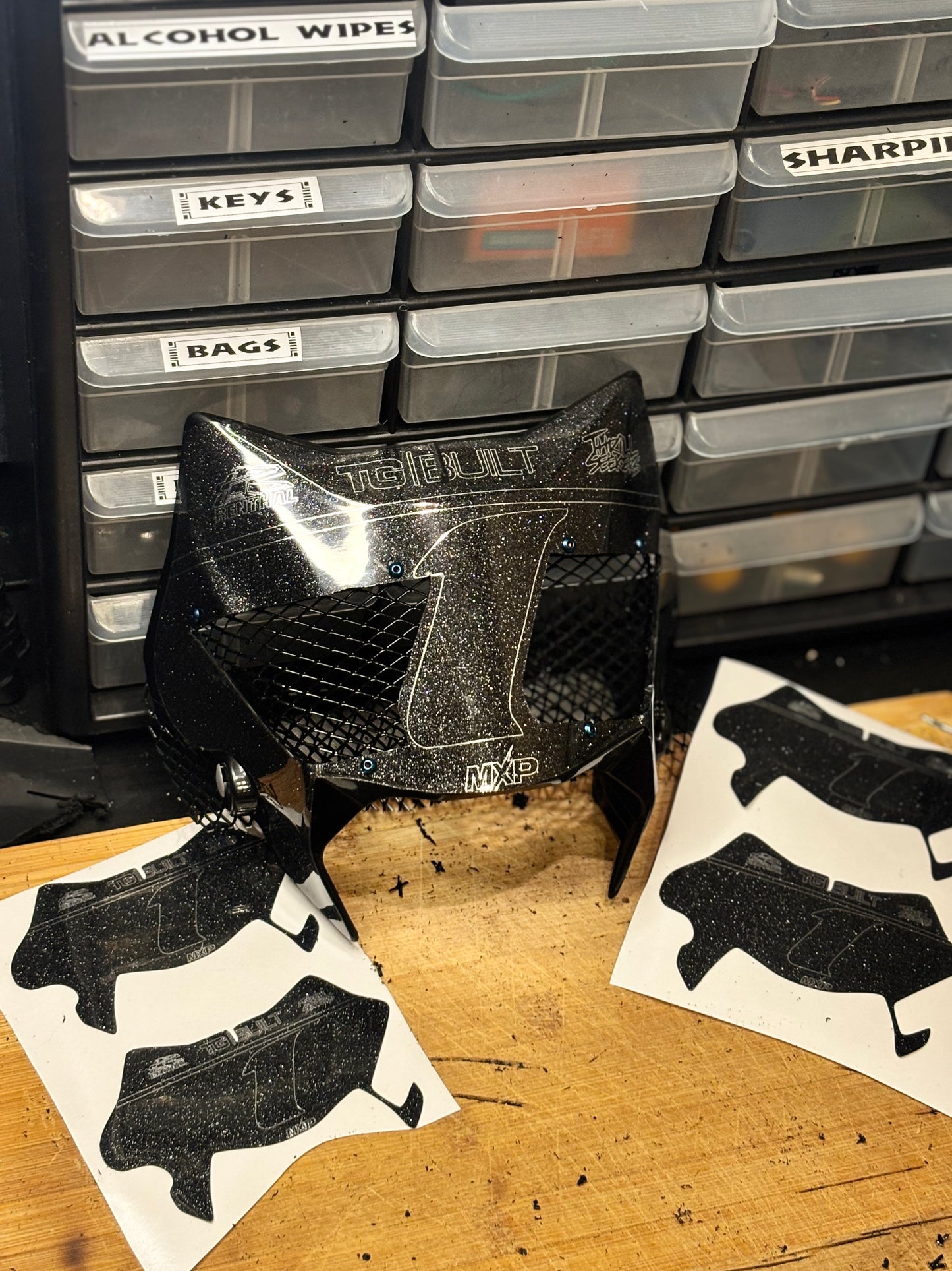 Ultra bee vented plate